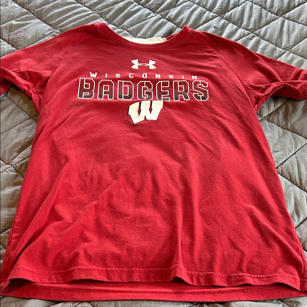 Under Armour Kids Red Wisconsin Badgers Tee